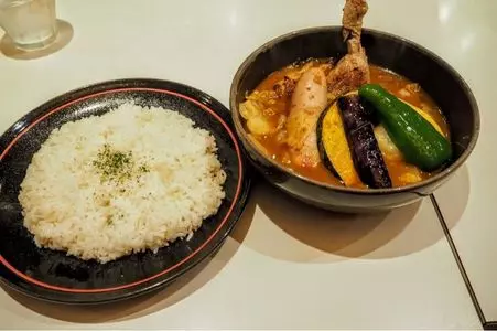 ひげ男爵（ヒゲダンシャク）