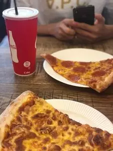 ピザ スライス（PIZZA SLICE）