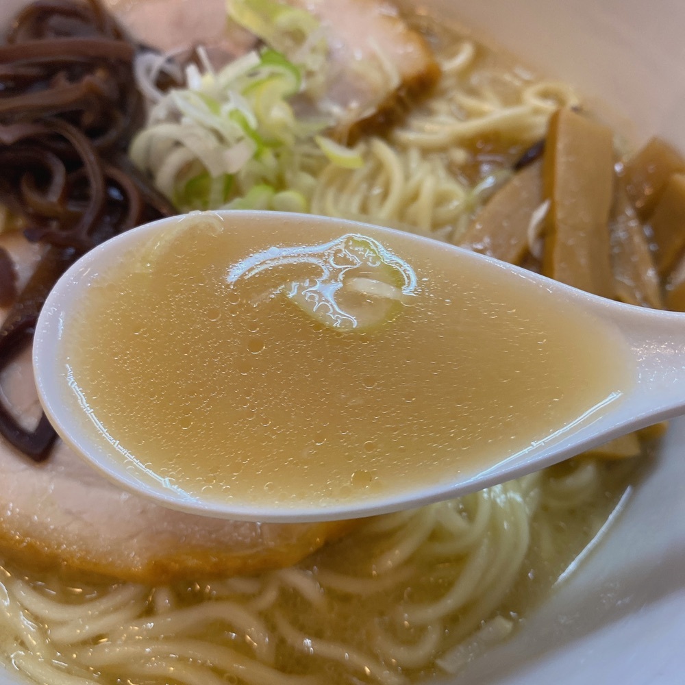 グルメヒッタースズロー/千葉•東京グルメさんが投稿した長州ラーメン万龍軒 新町店に関する口コミの画像