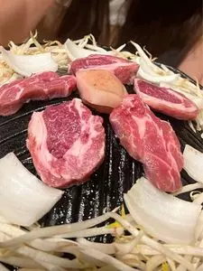 生ラムジンギスカン ひつじ苑（ナマラムジンギスカン ヒツジエン）