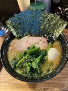 家系ラーメン クックら