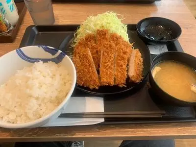 松屋 越谷店