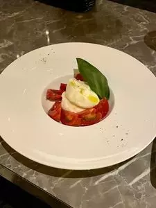 西麻布OkSan Bar&Dining（オケサン）