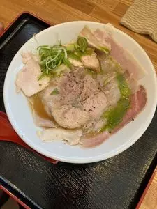 麺や まなか