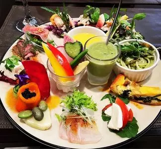 P's レストラン（ピーズレストラン）
