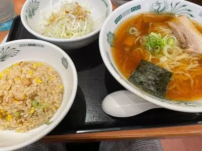 日高屋 小手指北口店