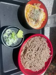 名代 富士そば 代々木八幡店