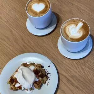 ブルーボトルコーヒー 清澄白河フラッグシップカフェ（【旧店名】清澄白河ロースタリー&カフェ）