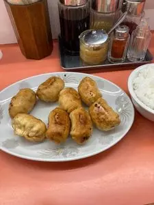 ギョウザの萬金（ギョウザマンキン）