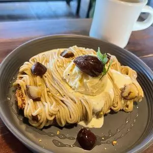 ROOM2 COFFEE&ROASTER（ルームツー コーヒー&ロースター）