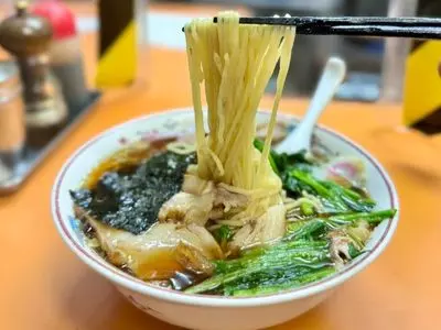 青島食堂 宮内駅前店（あおしましょくどう）