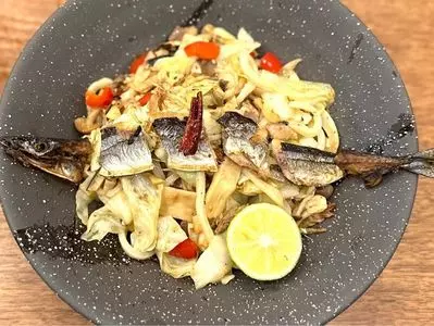 活麺富蔵（いけめんとみくら）