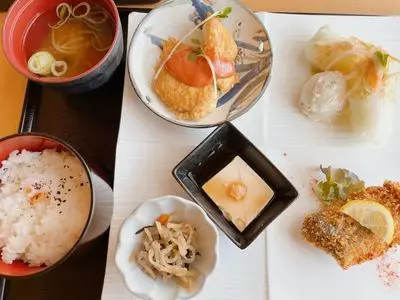 ここな 黒田店