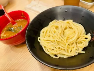 三田製麺所 新宿西口店（つけ麺専門店）