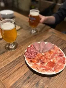 渋谷 スペインバル ベベドール