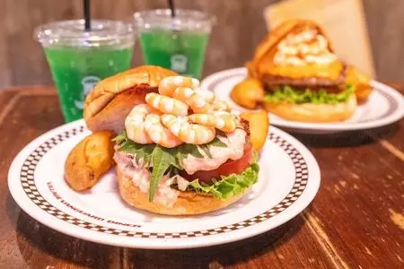 ヴィレッジ ヴァンガード ダイナー 荻窪（Village Vanguard DINER）