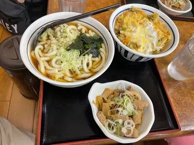 山田うどん 成瀬店