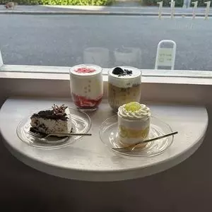 カフェ イレブン（cafe eleven）