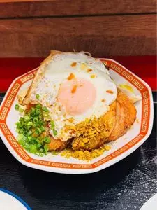 チマチマ酒店