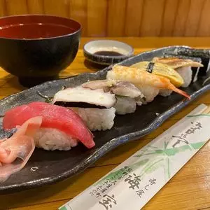 寿し屋 海宝（すしや かいほう）