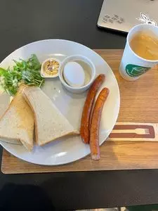Jadegreen cafe（ジェイドグリーン カフェ）