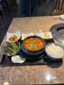 焼肉・韓国料理 牛べえ 麻布十番本店