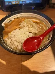 札幌味噌ラーメン アウラ 横浜駅西口パルナード店