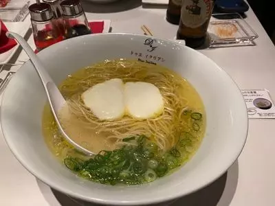 らぁ麺 ドゥエイタリアン GINZA GUCHI（Due Italian）