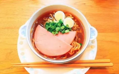 カフェ麦わらぼうし（カフェムギワラボウシ）