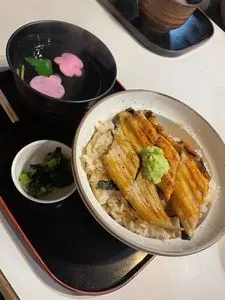 炭焼あなご やま義