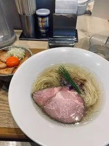 宍道湖しじみ中華蕎麦 琥珀 東京本店