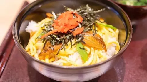 菊丸