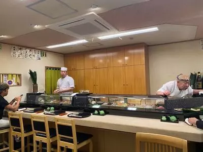 すし処　佐藤