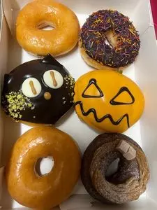 クリスピークリームドーナツ 玉川髙島屋S・C店（Krispy Kreme DOUGHNUTS）