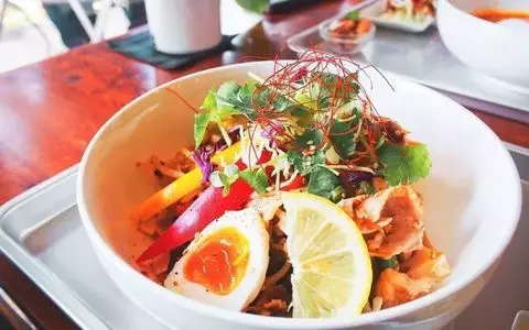 BOWLS cafe