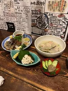 牡蠣と燻屋 かつを 北千住店
