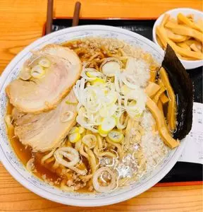 中華そば 雲ノ糸 山形あかねヶ丘店
