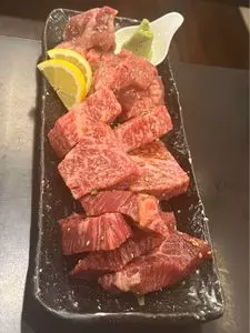 炭火焼肉 ぐら 塩釜本店