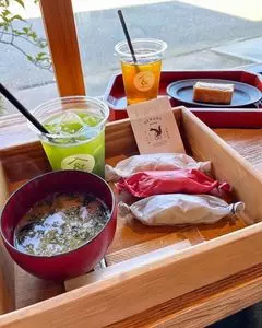 &ローカルズ 大濠公園店（&LOCALS）