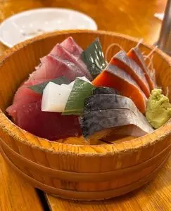 赤羽 トロ函（トロバコ）