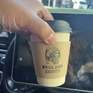 AKHA AMA COFFEE KAGURAZAKA（アカアマコーヒー）