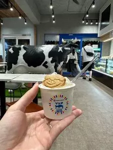 石垣島の牛乳屋さんのお店 ゲンキみるく