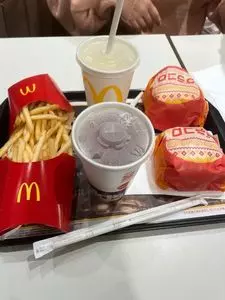 マクドナルド 早稲田駅前店（McDonald's）