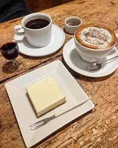 リバース（REVERSE）