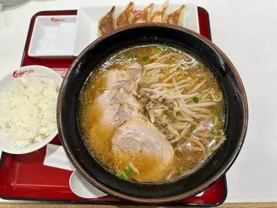くるまやラーメン 足立保木間店