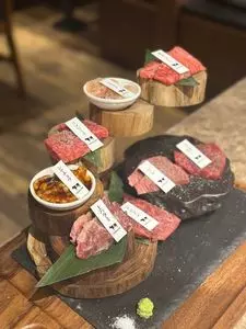 USHIHACHI 秋葉原店（ウシハチ）