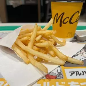 マクドナルド 金山店（McDonald's）