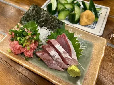 魚寅食堂（うおとらしょくどう）