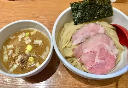 煮干中華そば 鈴蘭（すずらん）