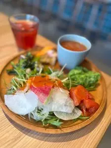 デイズ キッチン べジタブル ガーデン（Days Kitchen Vegetable Garden）